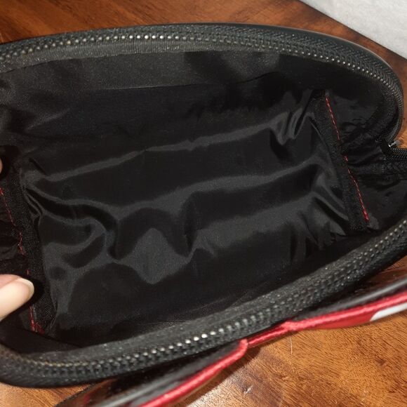 Disney Minnie Mouse Black and Red Polka-Dot Patent Leather Cosmetic Case - Picture 8 of 11